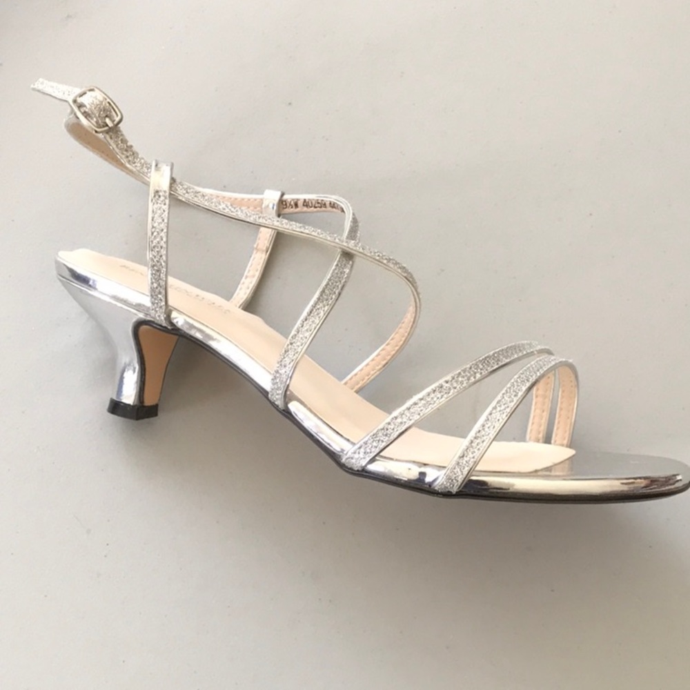 Touch Ups by Benjamin Walk. Maisie Sandal. - Picture 2 of 5